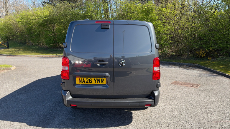 Vauxhall Vivaro L2 Diesel 2.2 Turbo D 150 Pro H1 Double Cab Auto